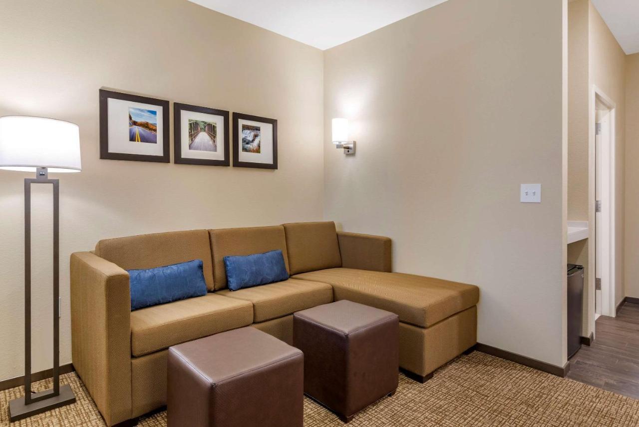 Comfort Suites Newnan Zewnętrze zdjęcie