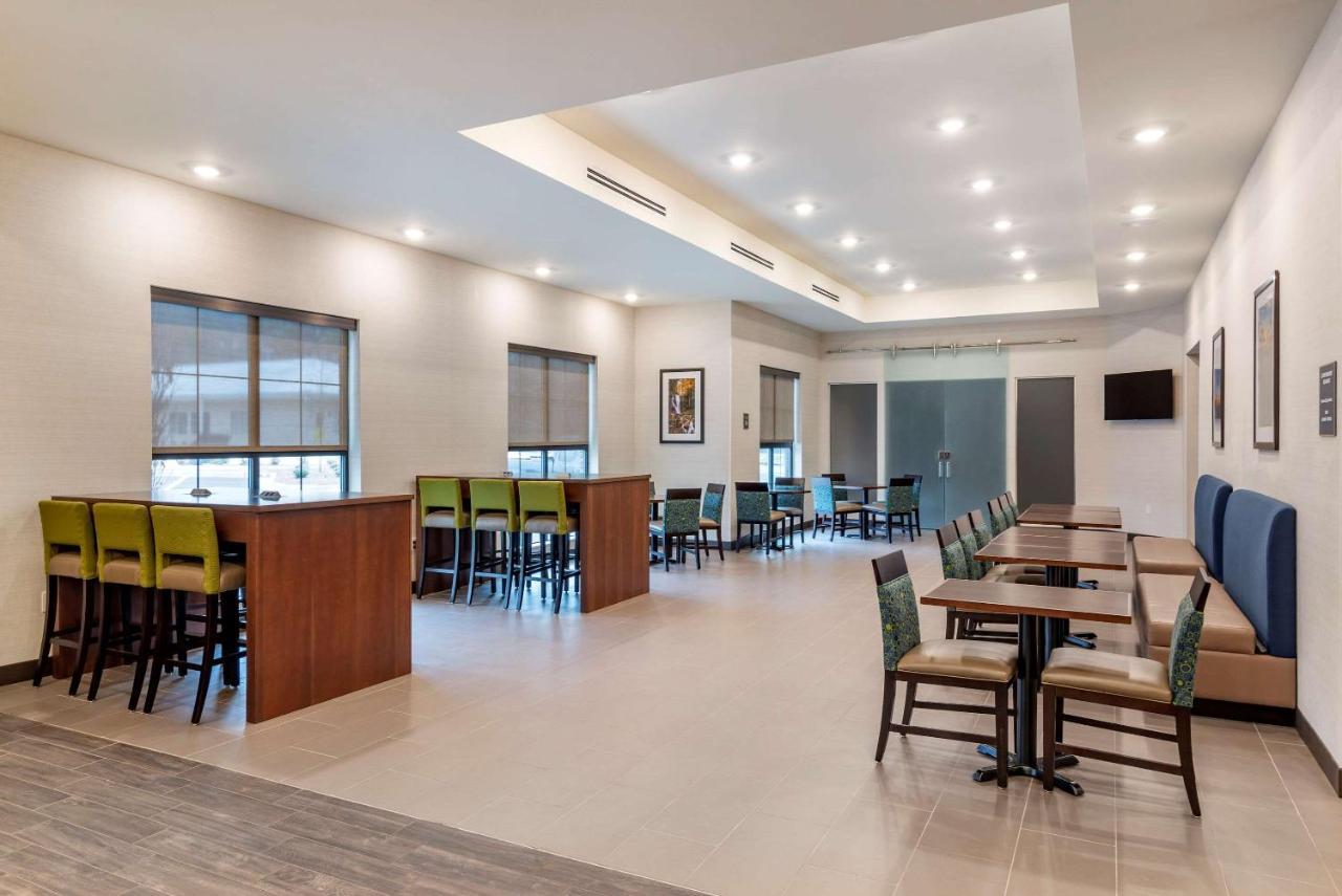 Comfort Suites Newnan Zewnętrze zdjęcie