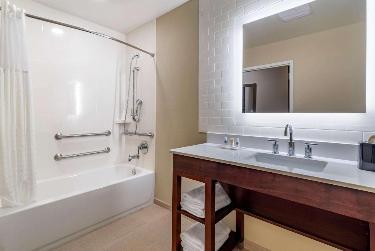 Comfort Suites Newnan Zewnętrze zdjęcie